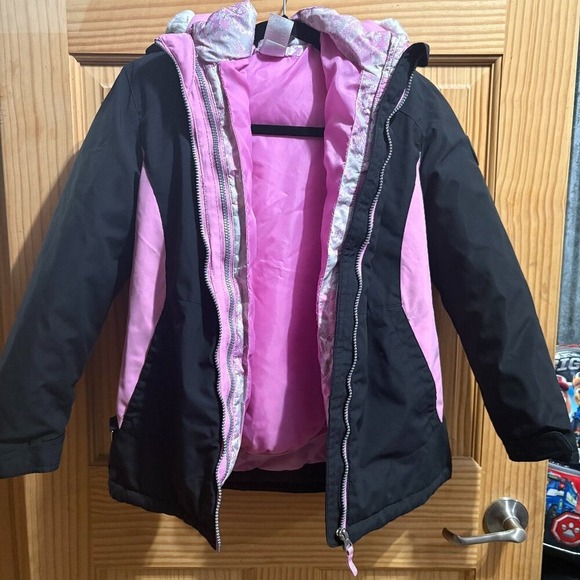 Gerry Girls Ski Snow Jacket Black Pink Insulated Hooded Size M 10 12 - Picture 8 of 11